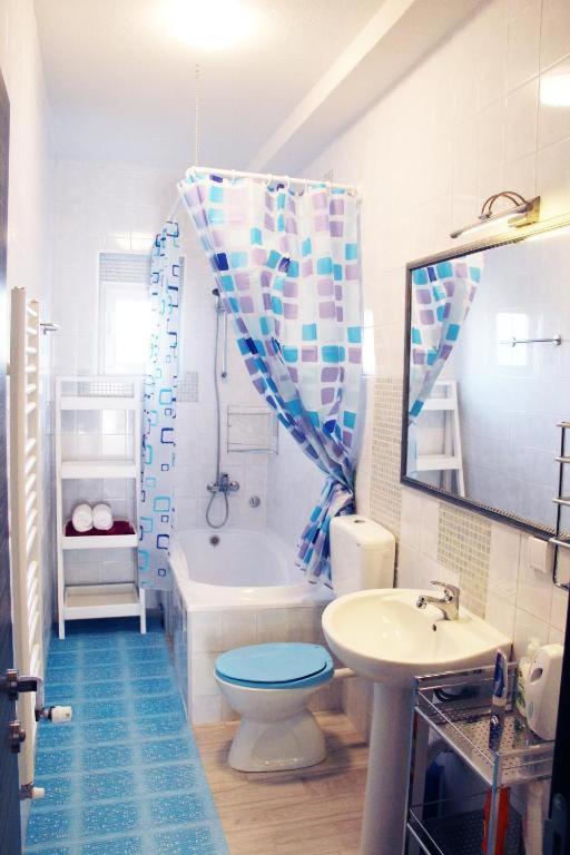 Hostel High